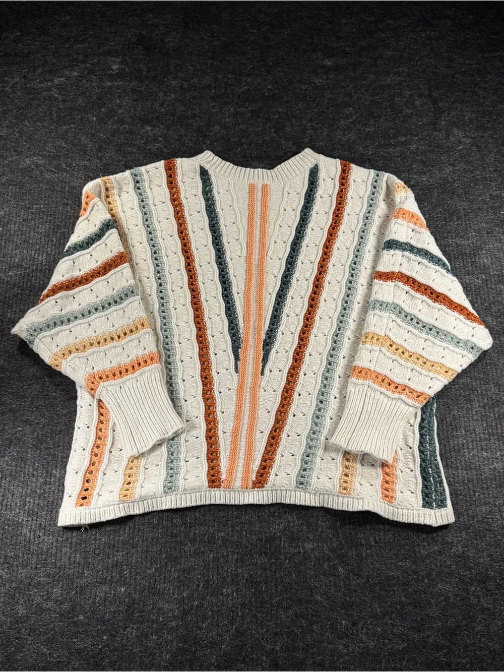 Maurices Women’s 1X (best fit XL) White Multi Color Stripe Knit Pullover Sweater